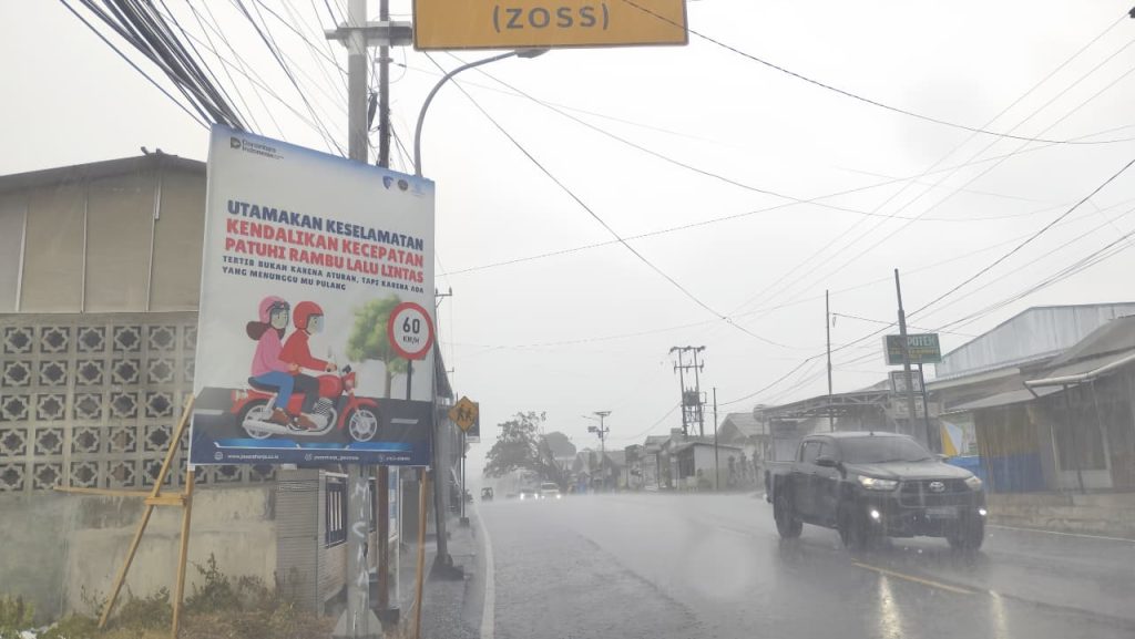 Jasa Raharja Pasang Spanduk Keselamatan Transportasi