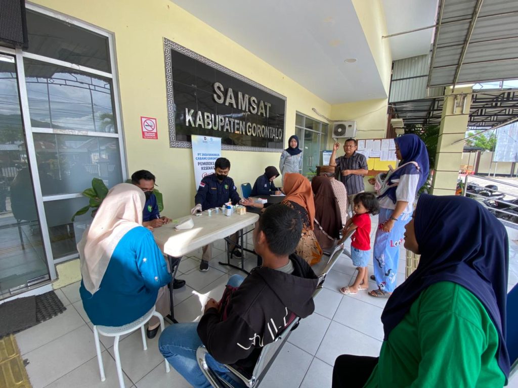 Jasa Raharja Cabang Gorontalo Gelar Pemeriksaan Kesehatan Gratis di Samsat Kabupaten Gorontalo