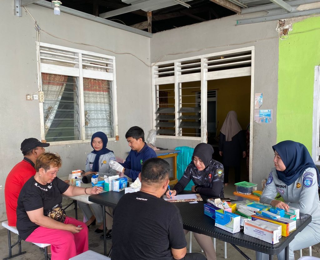 Jasa Raharja Cabang Gorontalo Adakan Pemeriksaan Kesehatan bagi Sopir, Penumpang, dan Masyarakat Sekitar di PO Garuda